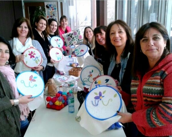 Taller de Bordado Alma Bohemia Taller de Bordado Alma Bohemia